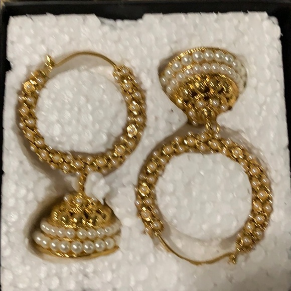 Top - Picture 3 of 3